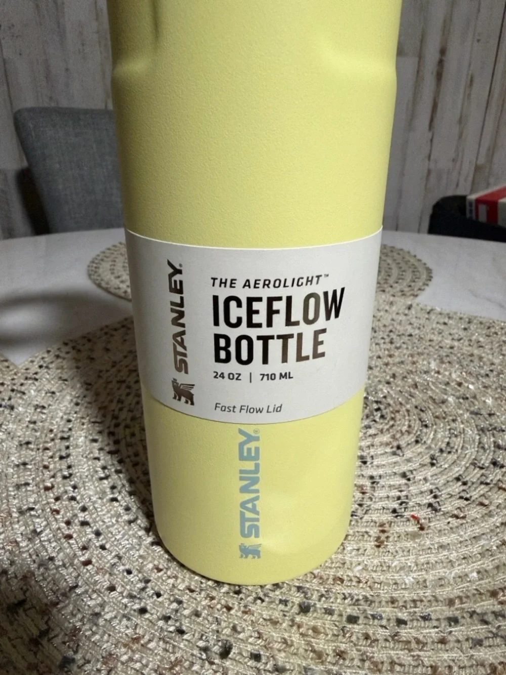 Stanley Pale Yellow Insulated Bottle with Flip-Top - Picture 2 of 5